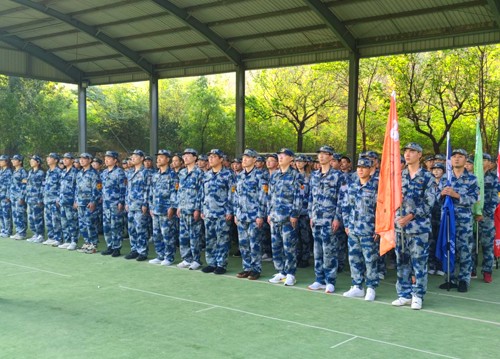 和团队一起，去追风！海能技术拓展训练营第九期燃情金秋！